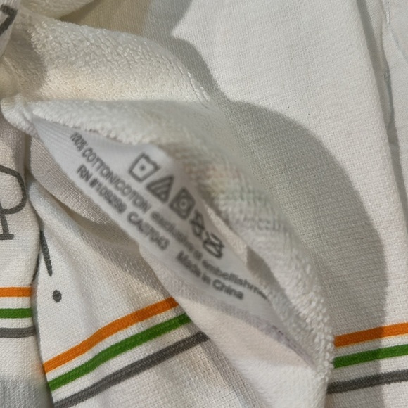 NWOT Casaba White Kitchen Towel with Green and Orange Accents - Picture 3 of 3